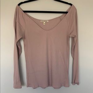 Off shoulder long sleeve tee